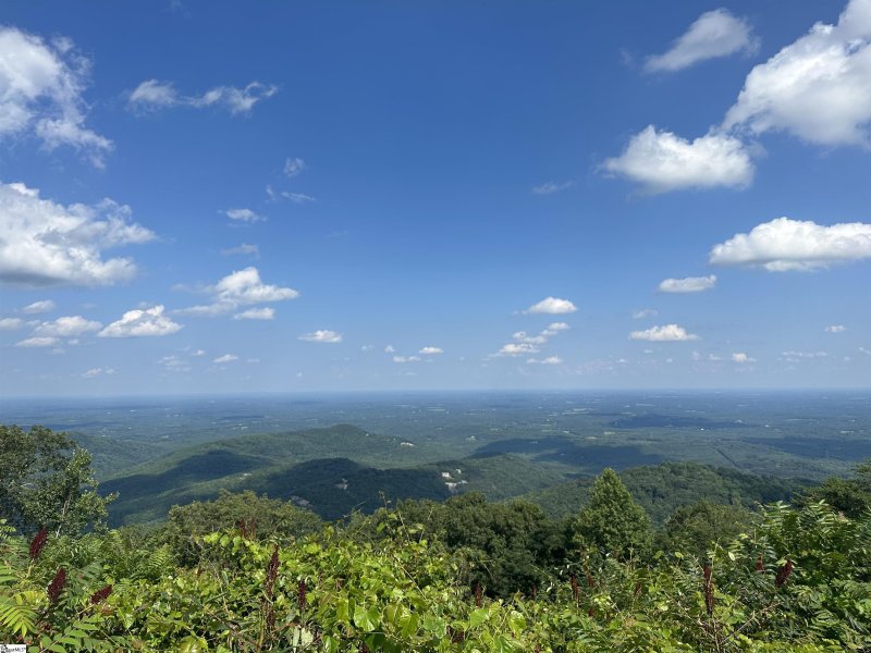 Property image 2 of 5 Lobelia Way in The Cliffs at Glassy, Landrum, SC 29356