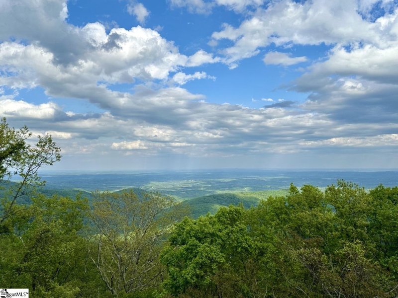 Property image 3 of 5 Lobelia Way in The Cliffs at Glassy, Landrum, SC 29356