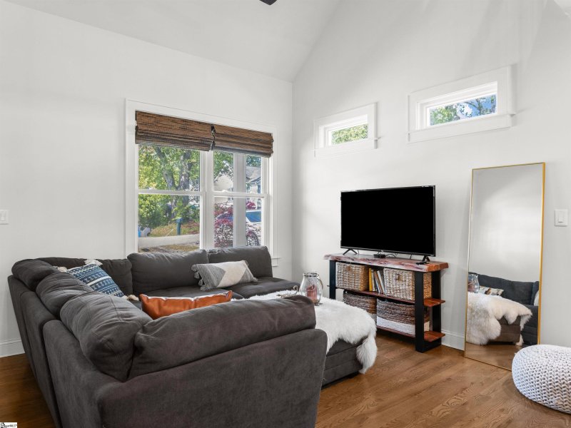 Property image 5 at 5 Mary Street, Greenville, SC 29611