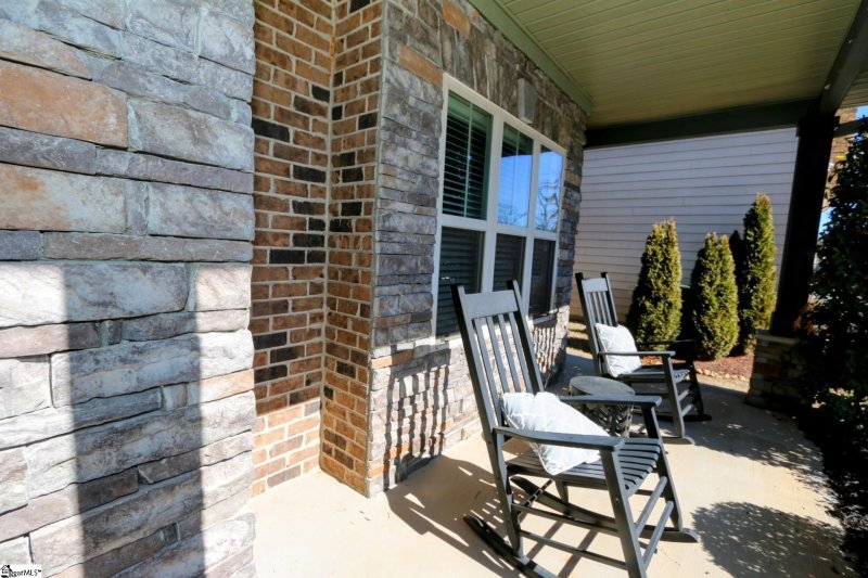 Property image 2 at 6 Quiet Creek Court, Simpsonville, SC 29681