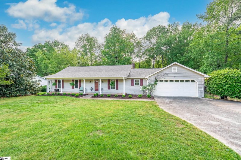 Property image 2 at 407 Harness Trail, Simpsonville, SC 29681