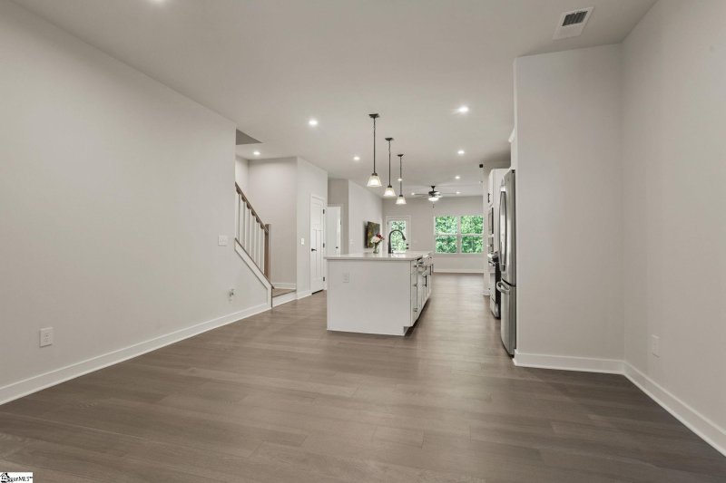 Property image 3 at 51 Moss Hollow Way, Simpsonville, SC 29680