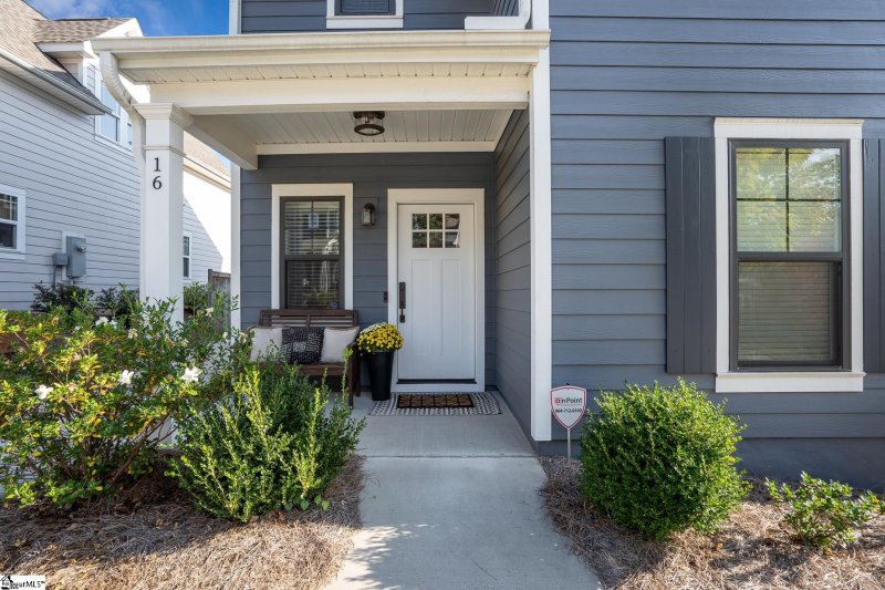 Property image 4 at 16 Greenridge Drive, Greenville, SC 29615