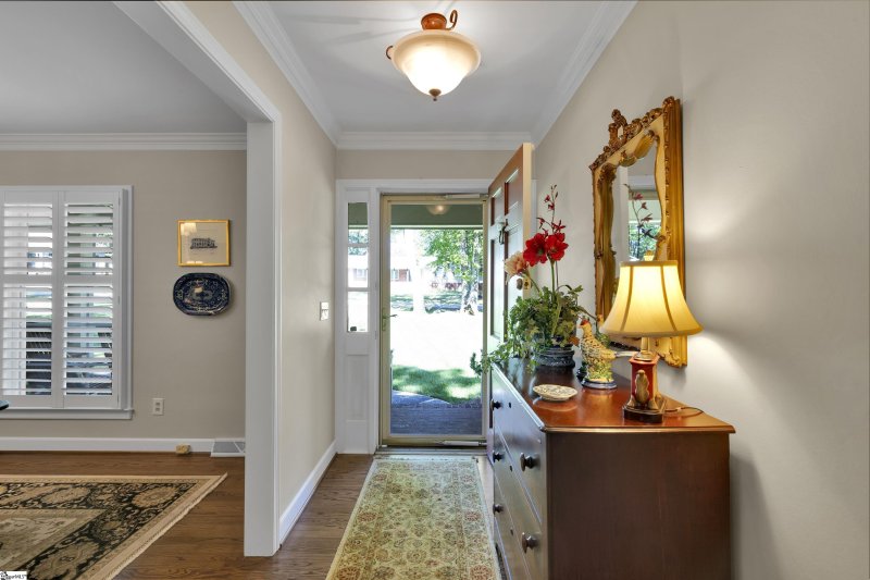 Property image 5 at 22 Jamestown Drive, Greenville, SC 29615