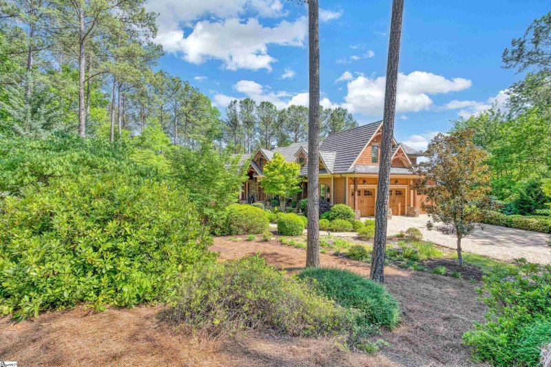 Property image 2 at 101 Baltusrol Court, Sunset, SC 29685