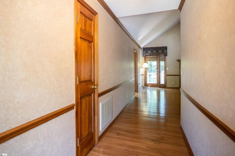 Property image 4 at 306 Cottonwood Court, Simpsonville, SC 29681