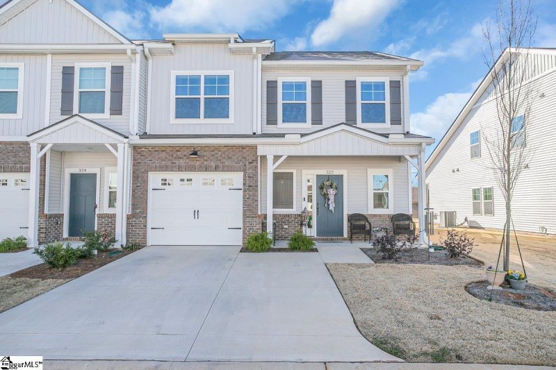 322 Hollenbeck Place