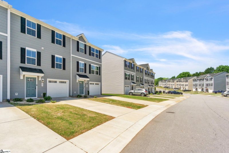 Property image 2 at 246 Brooklane Court, Easley, SC 29642