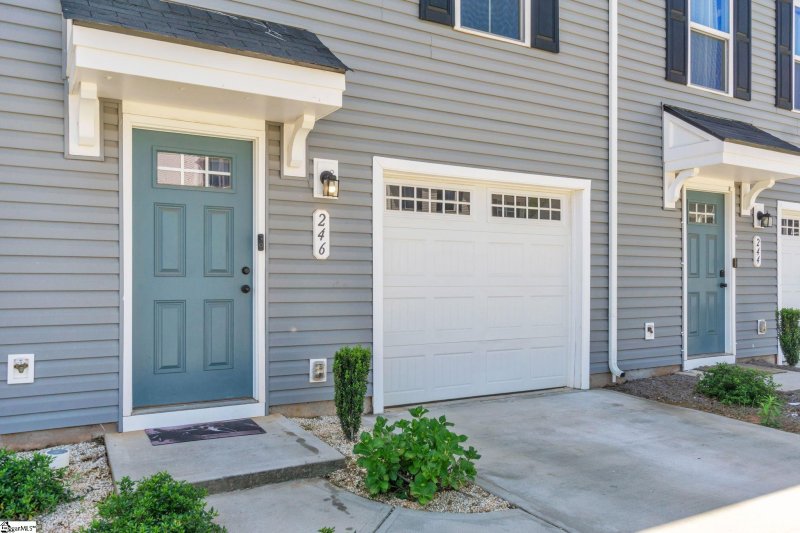 Property image 3 at 246 Brooklane Court, Easley, SC 29642