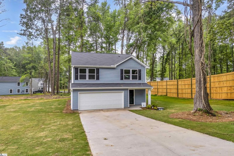 Property image 2 at 106 Sunflower Lane, Clinton, SC 29325