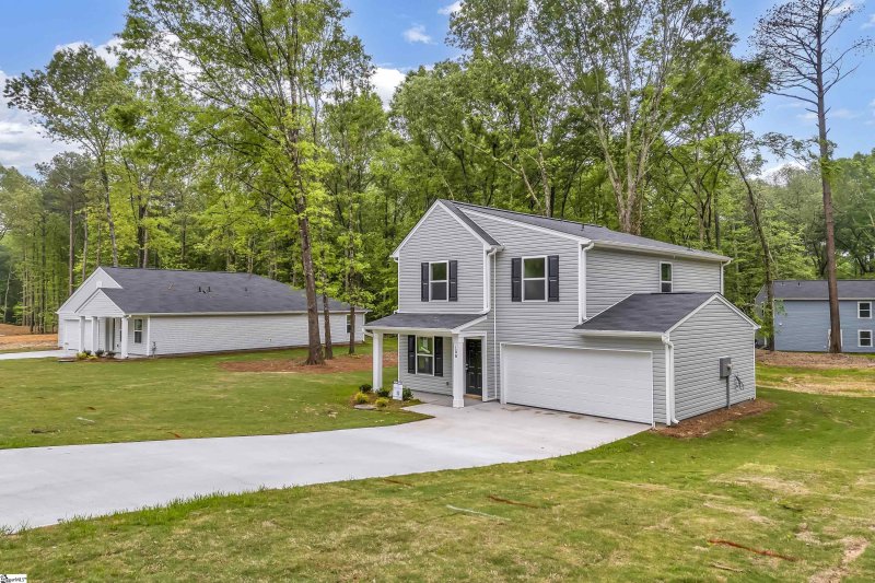 Property image 2 at 108 Sunflower Lane, Clinton, SC 29325