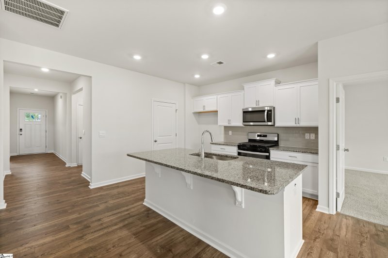 Property image 4 at 862 Barlow Lane, Woodruff, SC 29388