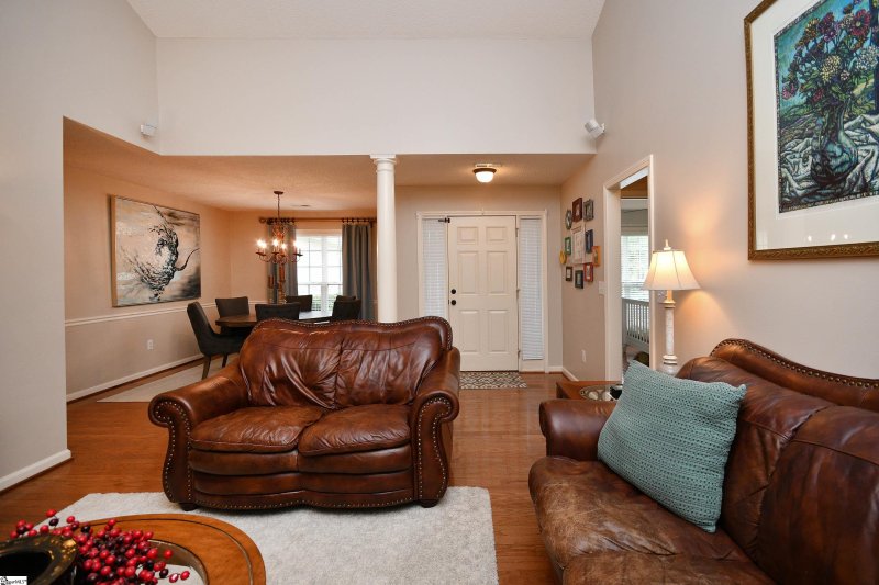 Property image 3 at 302 Stonington Way, Taylors, SC 29687