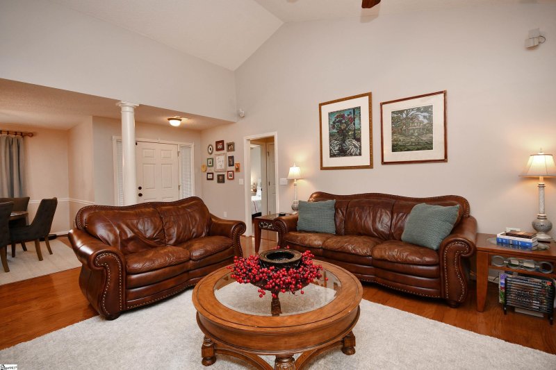 Property image 4 at 302 Stonington Way, Taylors, SC 29687