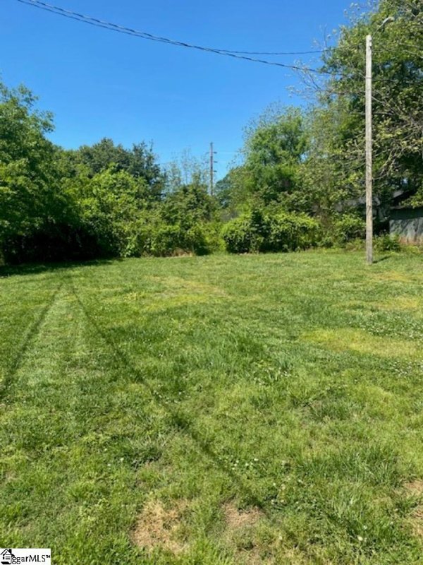 Property image 2 at 409 West Avenue, Greenville, SC 29611-4627