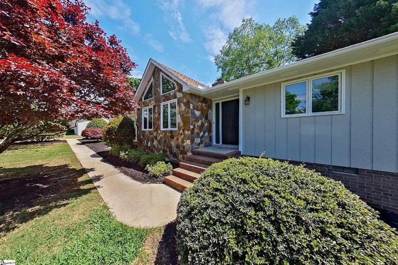 111 Steeplechase Court