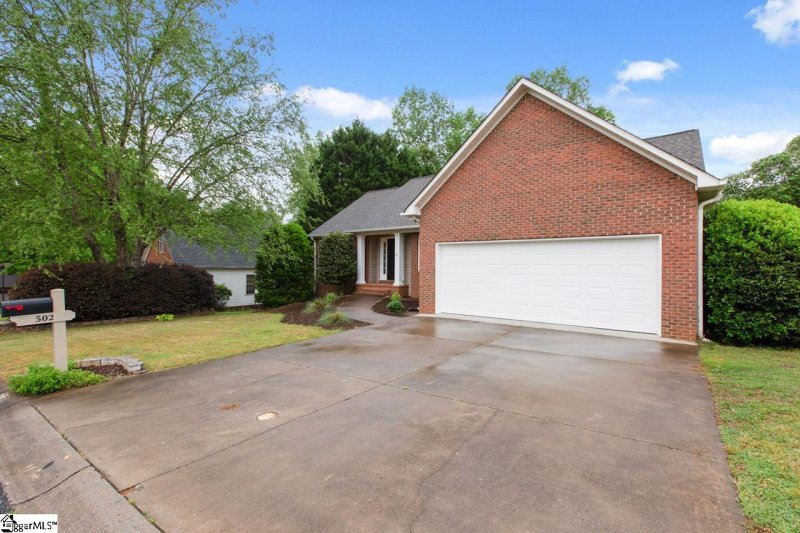 Property image 3 at 502 Shadetree Court, Moore, SC 29369