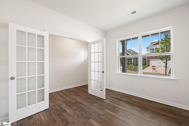 Property image 3 at 859 Barlow Lane, Woodruff, SC 29388