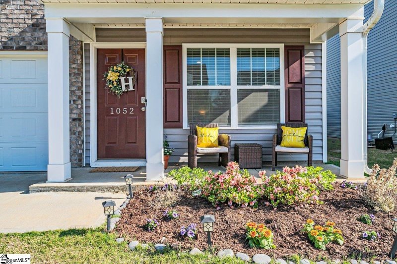 Property image 2 at 1052 Bridlebrook Trail, Greer, SC 29651