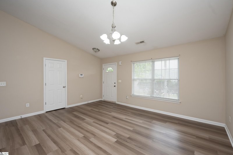 Property image 3 at 442 Bentridge Drive, Spartanburg, SC 29301