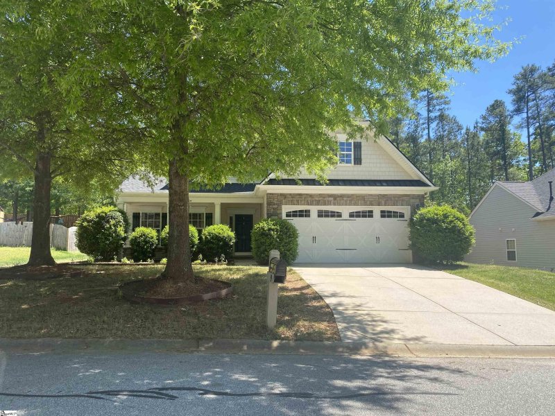 19 Groveview Trail