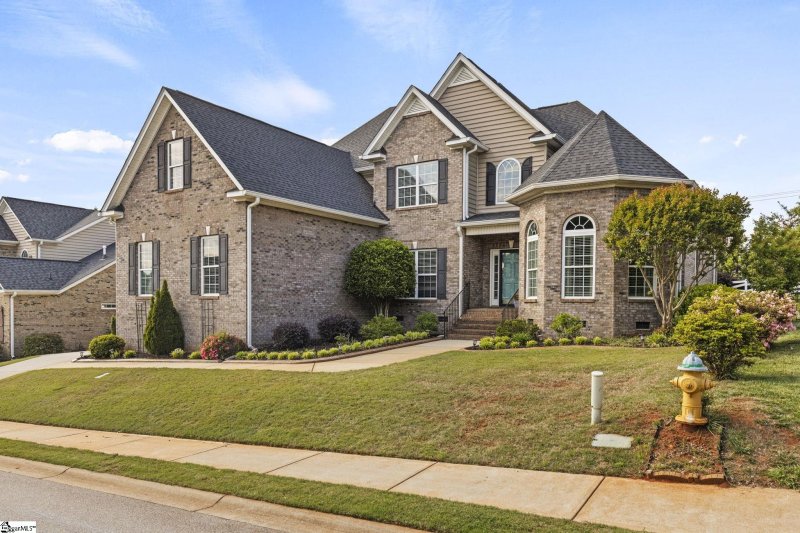 Property image 2 at 302 Gladstone Way, Greer, SC 29650