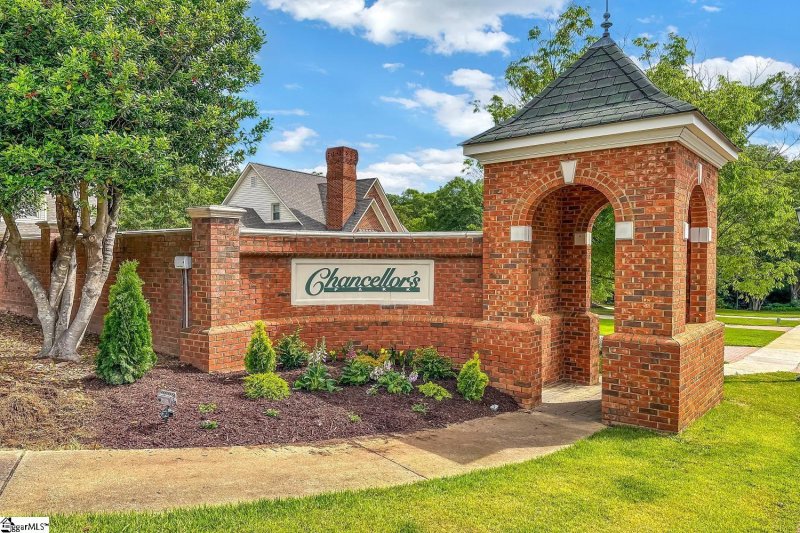 Property image 2 at 304 Chancellors Park Court, Simpsonville, SC 29681