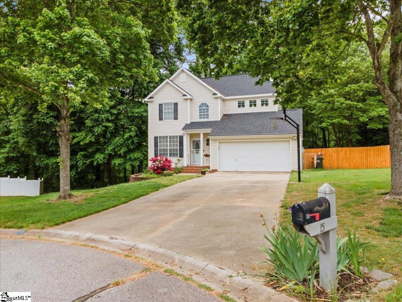 Property image 2 at 15 Caney Court, Simpsonville, SC 29680