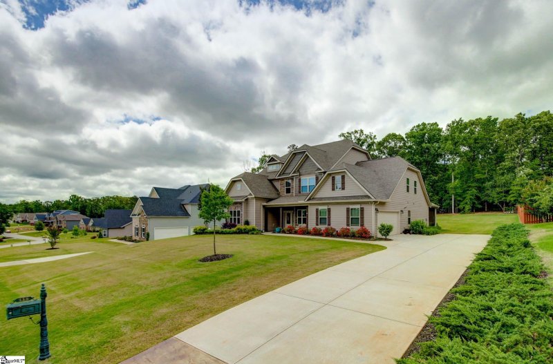 Property image 4 at 112 Ivy Woods Court, Fountain Inn, SC 29644