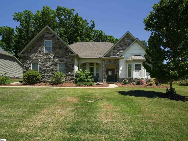 137 Waltzing Vine Lane