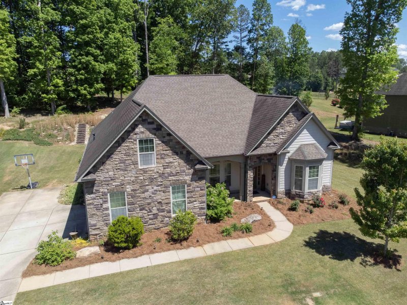 Property image 2 at 137 Waltzing Vine Lane, Williamston, SC 29697