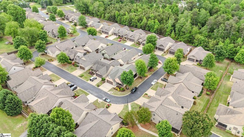 Property image 2 at 45 Dolerite Drive, Taylors, SC 29687