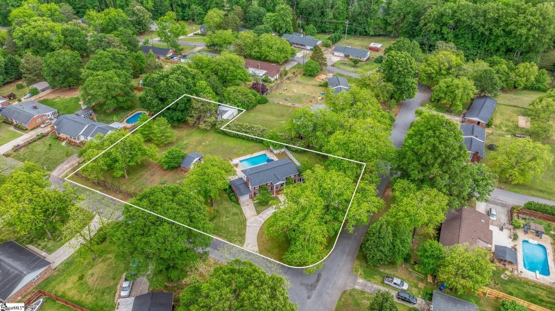 Property image 3 at 207 Bartlett Street, Mauldin, SC 29662