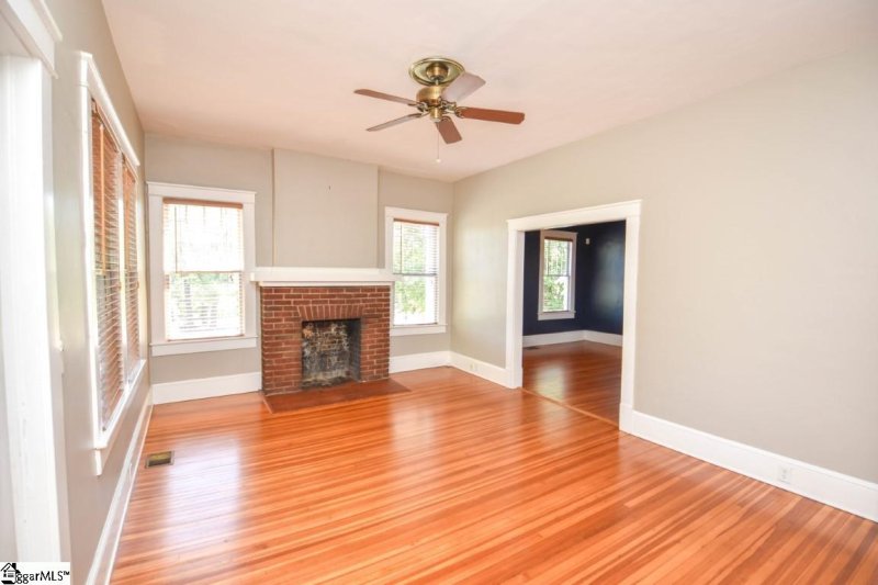 Property image 4 at 7 Rowley Street, Greenville, SC 29601
