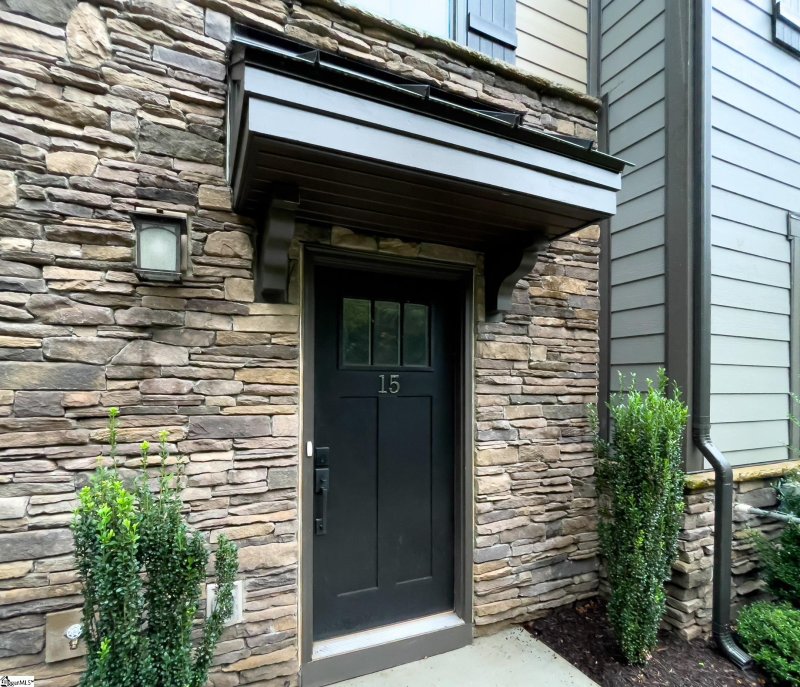 Property image 2 at 15 Rollins Avenue, Greenville, SC 29607