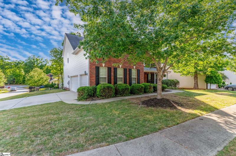 Property image 2 at 1 Hollingdale Court, Simpsonville, SC 29681