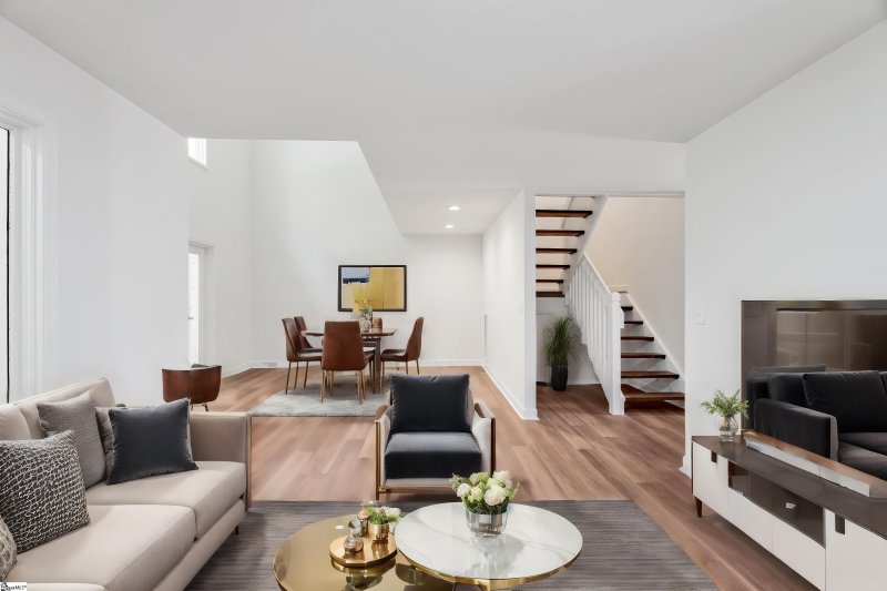 Property image 3 at 2 Blackberry Court, Taylors, SC 29687-6402