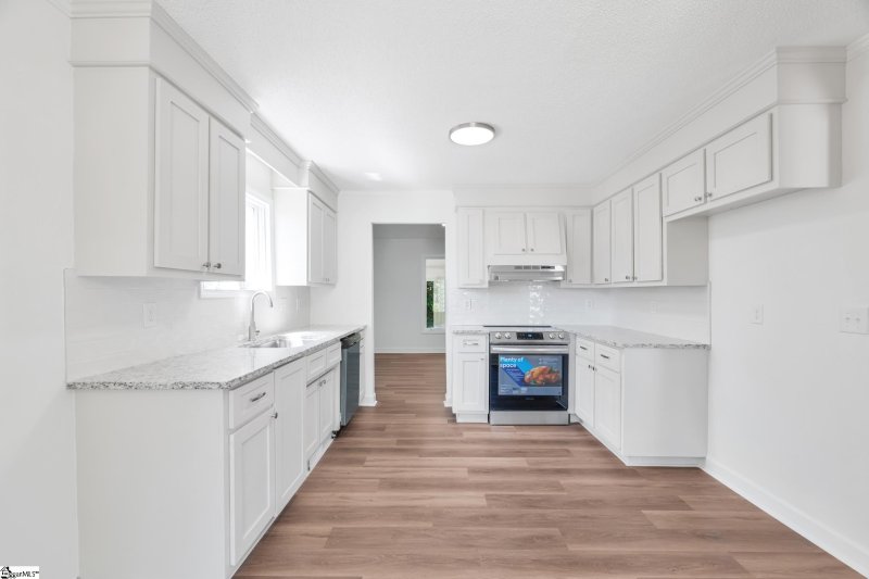 Property image 4 at 2 Blackberry Court, Taylors, SC 29687-6402