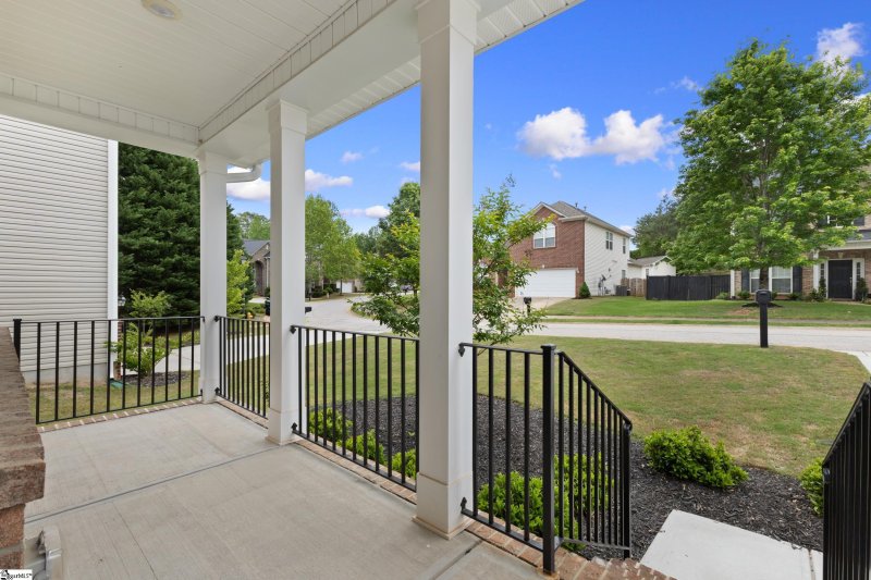 Property image 3 at 14 Echo Valley Drive, Taylors, SC 29687