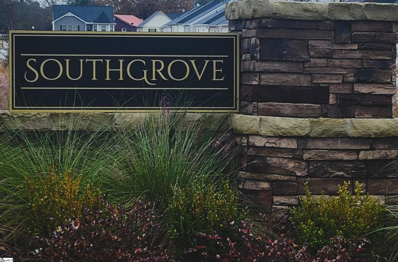 Property image 2 at 325 Alyssa Landing Drive, Fountain Inn, SC 29644