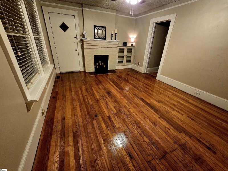 Property image 3 at 107 Beatrice Street, Greenville, SC 29611