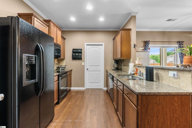 Property image 3 at 22 Duxbury Lane, Easley, SC 29642