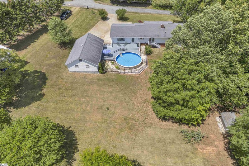 Property image 4 at 323 Rollingwood Drive, Easley, SC 29640