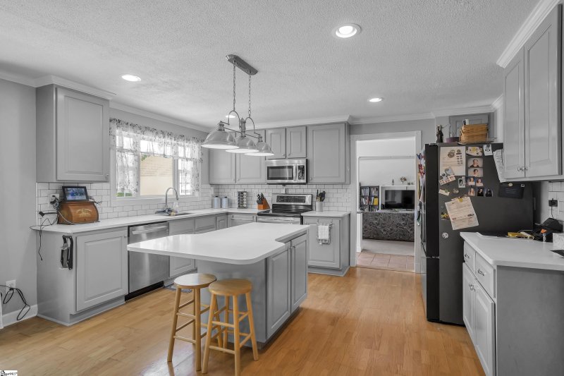 Property image 5 at 323 Rollingwood Drive, Easley, SC 29640