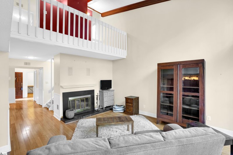 Property image 3 at 180 ingleoak Lane, Greenville, SC 29615