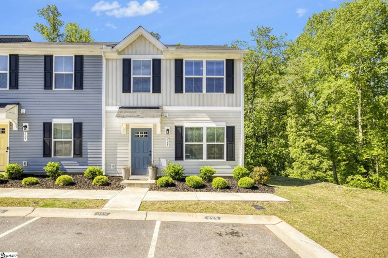 Property image 5 at 223 Juglans Way, Greer, SC 29651