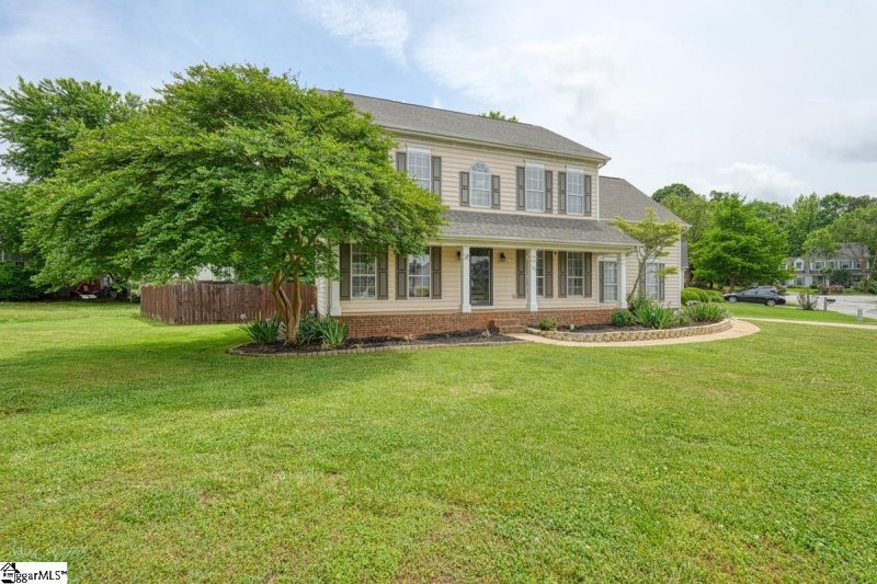 Property image 2 at 101 Brydon Court, Simpsonville, SC 29680-6866