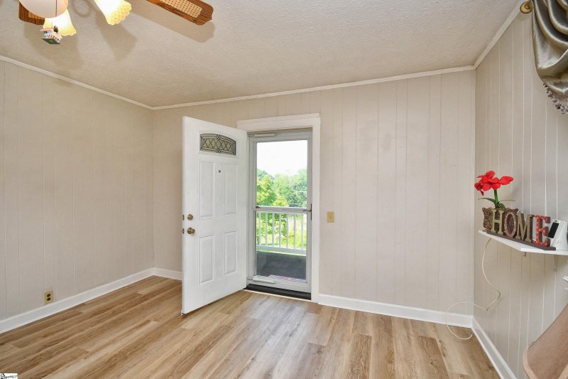 Property image 5 at 112 Cobb Street, Easley, SC 29640