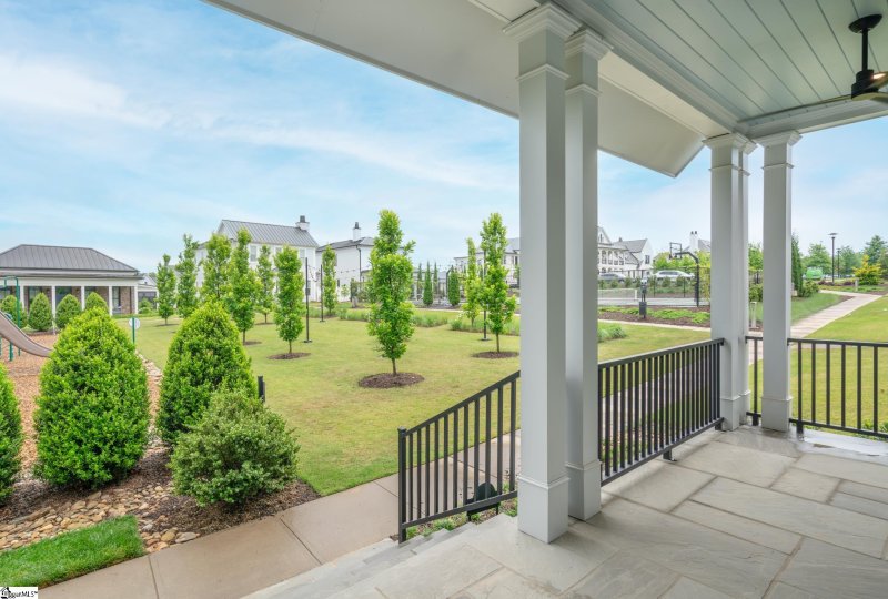 Property image 2 at 6 Perennial Street, Greenville, SC 29615