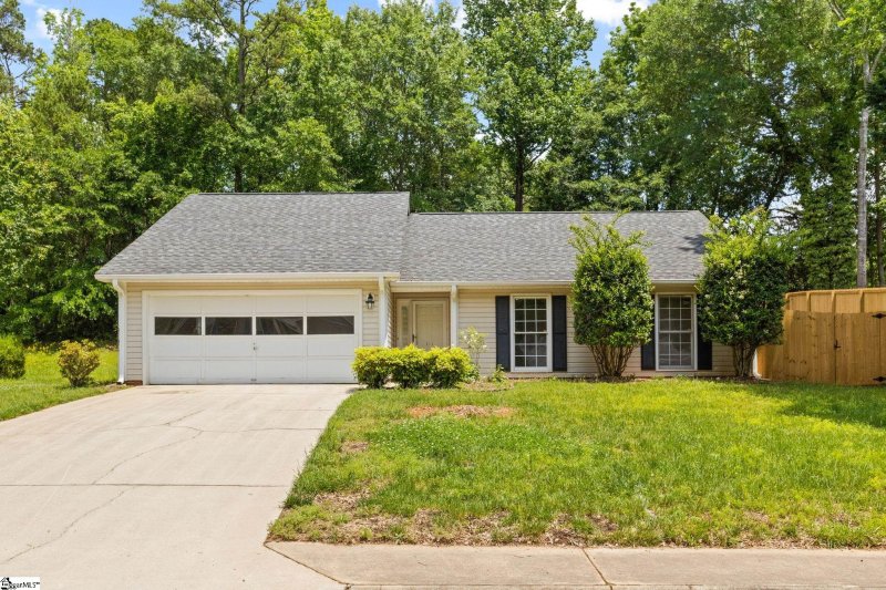 Property image 2 at 111 BOXELDER Lane, Simpsonville, SC 29680